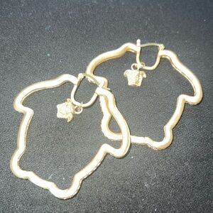 NWOT Lux V & Head-Shaped Hoop Earrings